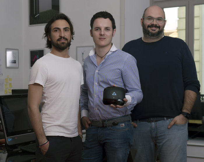 From the left: Alessandro Monticone, Luca Capula and Mirko Bretto, respectively responsible for marketing and design, CEO and responsible for communication & social media at Link Your Things